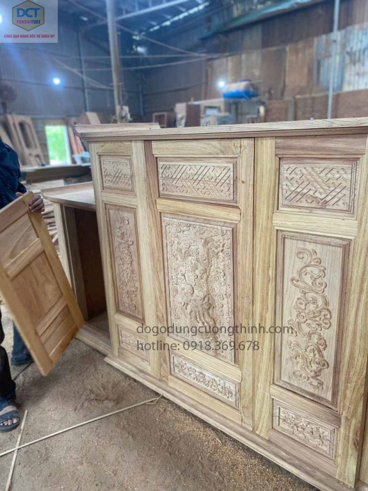 Bàn thờ gia tiên gỗ gõ đỏ BT54